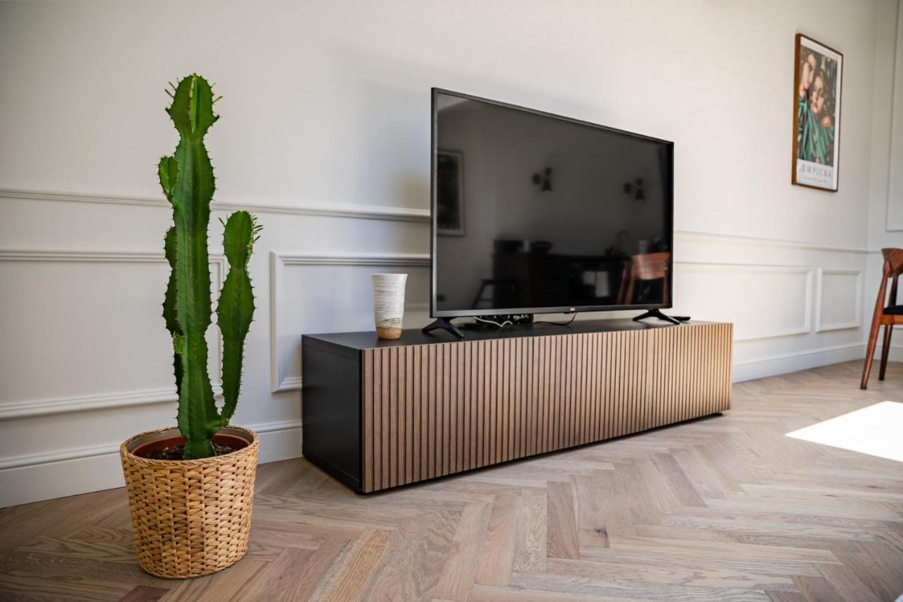 Krolewska Deluxe Comfy Apartment Krakow Luaran gambar